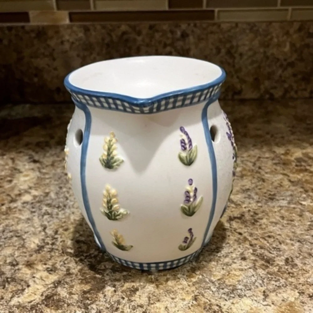 Mary Hughes Designs mary hughes